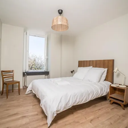 Apartment La Du - De - Les Pieds Dans L'eau