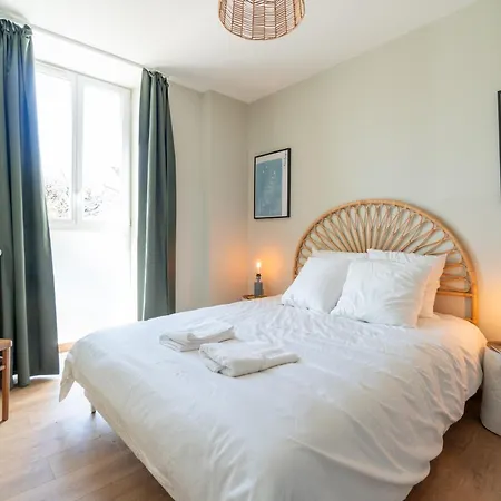 La Du - De - Les Pieds Dans L'eau Apartment *