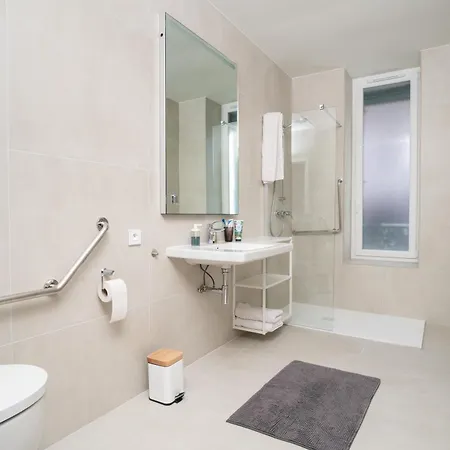La Du - De - Les Pieds Dans L'eau Apartment